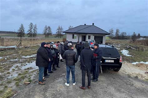 INTERWENCJA Decyzja władz miasta podzieliła mieszkańców