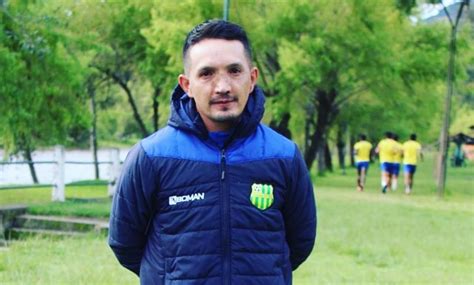 Oficial Leonardo Vanegas Renovado Como Dt Del Gualaceo Peloteros Ecuador