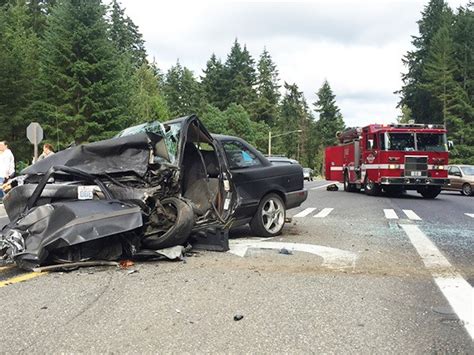 Head On Collision On Lund Sends Drivers To Hospitals Kitsap Daily News