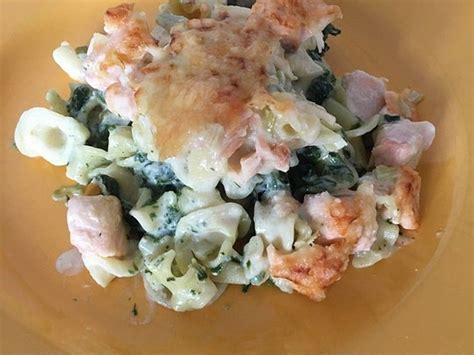 Lachs Spinat Nudelauflauf In Senfsauce Von Corela Chefkoch