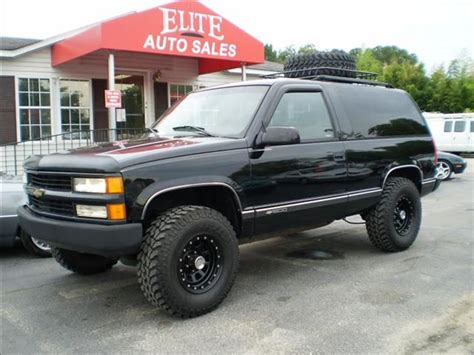 Pin By Zack On Trucks Chevrolet Tahoe Lifted Chevy Tahoe Chevy Tahoe