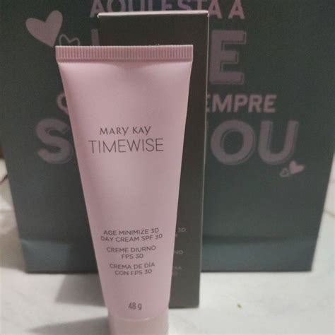 Creme Hidratante Diurno Linha Timewise 3D Mary Kay PELE MISTA A OLEOSA