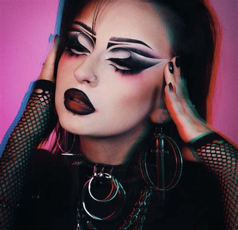 Gorgeous Gothic Makeup Inspiration