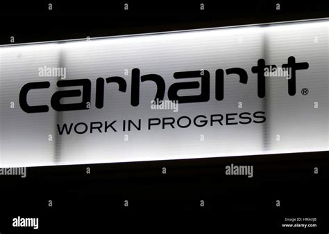 das Logo der Marke "Carhartt", Berlin Stock Photo - Alamy