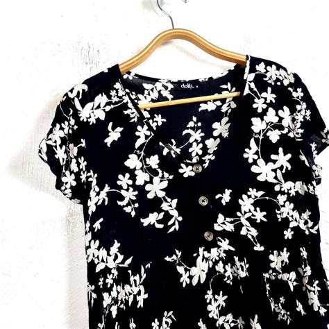 Dotti Womens Dress Size 8 Black Ivory Floral Short Sleeve V Neck A Line