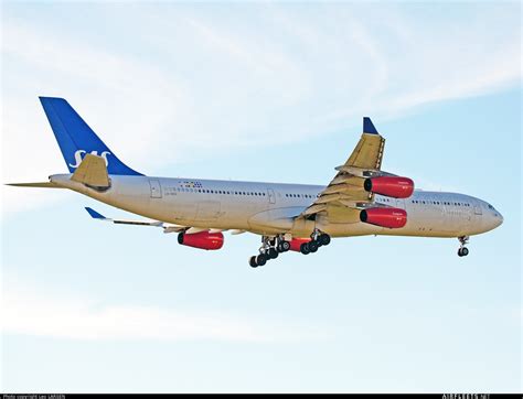 SAS Scandinavian Airlines Airbus A340 LN RKG Photo 76503 Airfleets