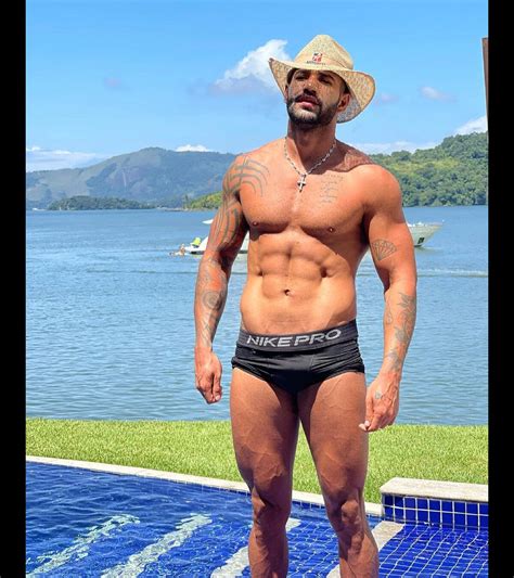 Foto Foto De Gusttavo Lima De Sunga Fez Sucesso Na Web Purepeople