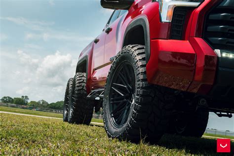 TOYOTA TUNDRA 6X6 HYBRID FORGED SERIES HF6 5 Vossen Wheels