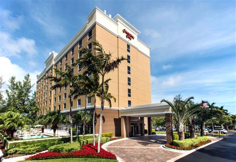 Hampton Inn Hotel In Hallandale Beach Aventura Mall