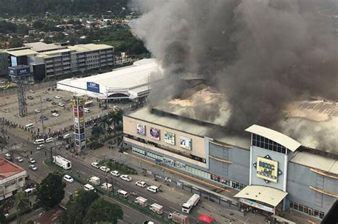 Fire Razes Davao Mall Abs Cbn News