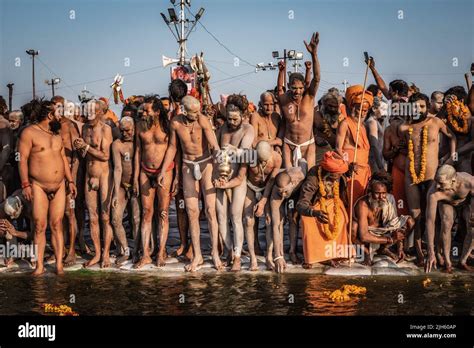 Hombres Naga Fotograf As E Im Genes De Alta Resoluci N Alamy