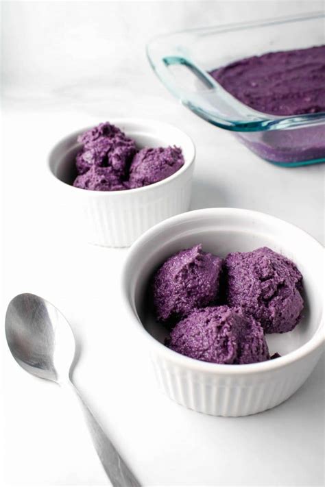 Easy Ube Halaya Recipe - Keeping It Relle