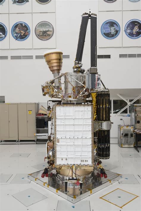 Smap Spacecraft Nearing Completion At Jpl Launching In November 2014 R Pics