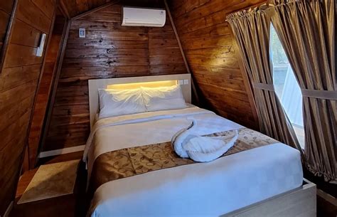 Mahligai Beach Resort Glamping Pantai Manggar Ayoglamping