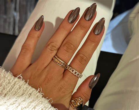 20 Latest Brown Chrome Nails Ideas To Try In 2024