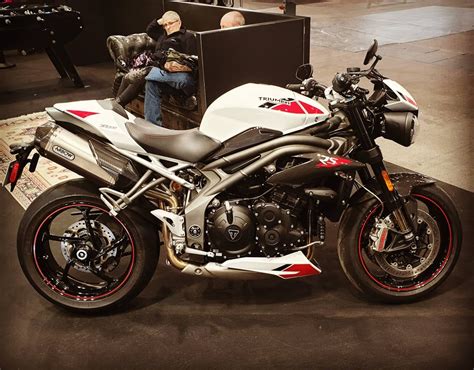 Triumph Street Triple 2020 Rs Atelier Yuwa Ciao Jp