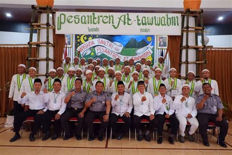 Wisuda Santri Pesantren At Tawwabin Momentum Penuh Makna Di Lapas