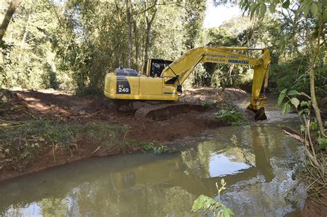 Prefeitura realiza desassoreamento do rio Jundiaí Mirim Notícias