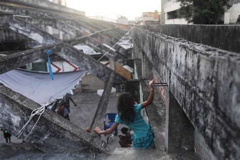 Una Mujer Inglesa Es Tiroteada Al Entrar Por Error En Una Favela De Rio