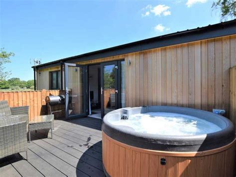 Dog Friendly Cottages with Hot Tubs UK (20 Luxury Holidays)