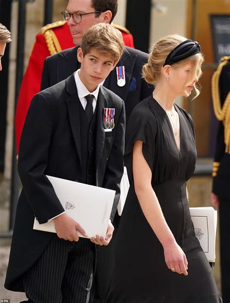 Lady Louise Windsor 18 Looks Poised But Downcast At Queen S Funeral Daily Mail Online