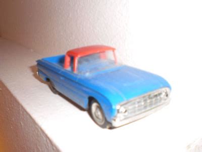 Sharp Tin Plastic Friction Ford Falcon Ranchero Antique