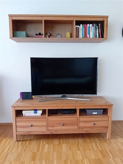 HEMNES TV Möbel inkl Wandboard Top Zustand Kaufen auf Ricardo