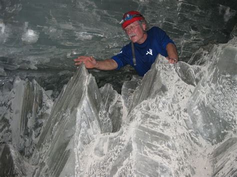 In Photos: Shimmering Cave of the Crystals | Live Science