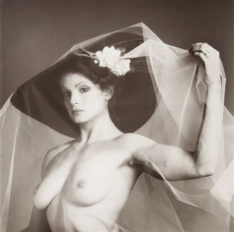 БЛОГ UM JEITO MANSO ПРОСИТ МИРА Robert Mapplethorpe a perfeição a