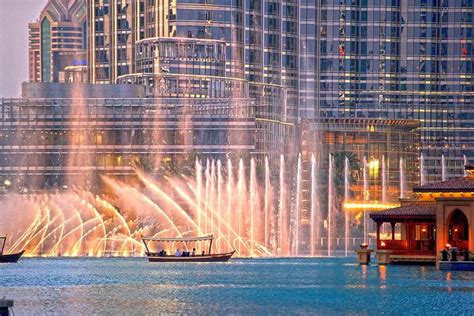 Tripadvisor Paseo En El Lago De La Fuente De Dubai Proporcionado Por