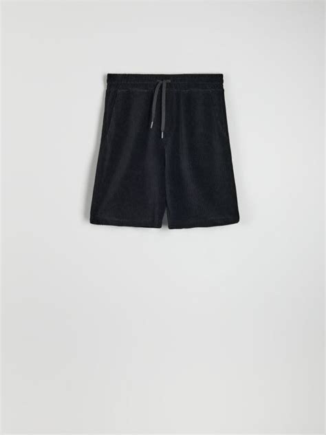 Pantaloni scurți din stofă Culoare negru SINSAY 0016T 99X