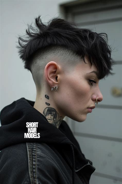 Cute Short Non Binary Haircuts In Short Hair Models