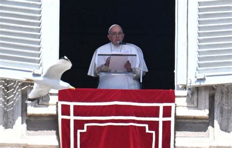 Biskupi emeryci bez prawa głosu Papież Franciszek zdecydował o