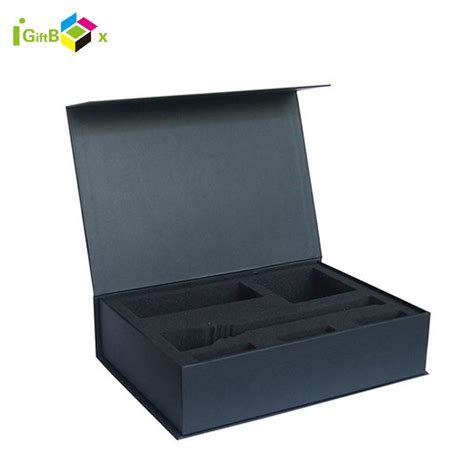 Luxury Black Custom Logo Magnetic Closure Paper Cardboard T Box Product Packaging Design