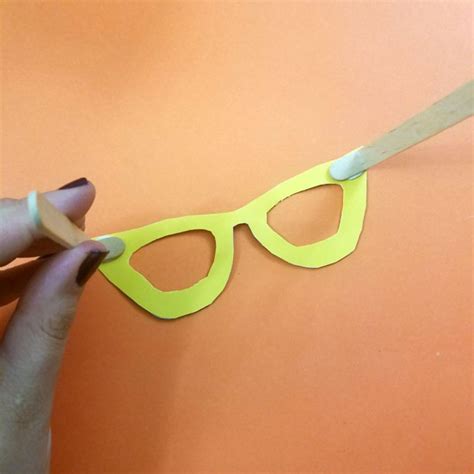 Paper Glasses Color In Pretend Glasses Craft Moms And Crafters