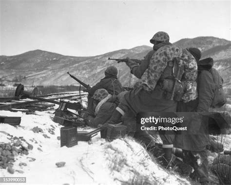 93 Battle Of Chosin Reservoir Stock Photos, High-Res Pictures, and Images - Getty Images