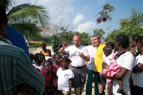 Sisma Haiti 2010 P A Croce GIALLO AZZURRA Torino