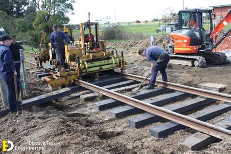 Types of Railway Sleepers - Advantages And Disadvantages | Engineering ...