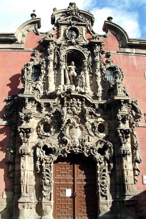 La Fachada Del Hospicio De San Fernando En Madrid España De Pedro De