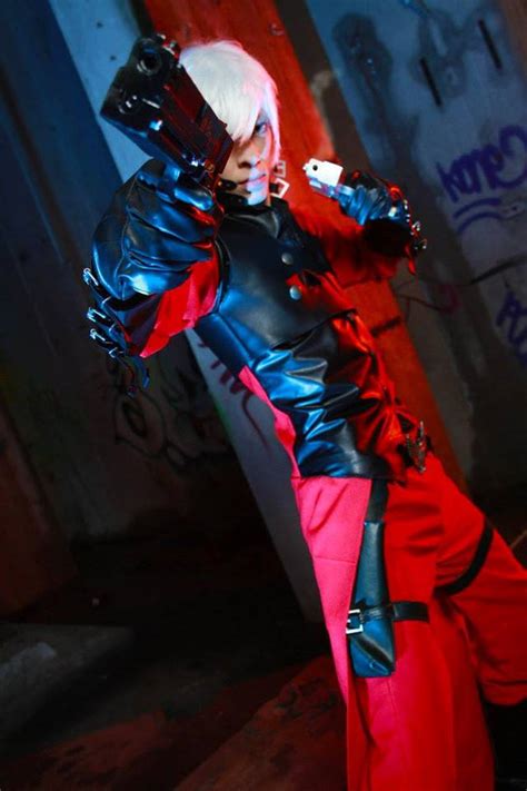 Devil May Cry 2 Dante Cosplay : r/DevilMayCry