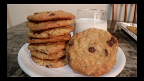 COMO HACER GALLETAS DE COCO CON CHISPITAS DE CHOCOLATE CRUJIENTES Y