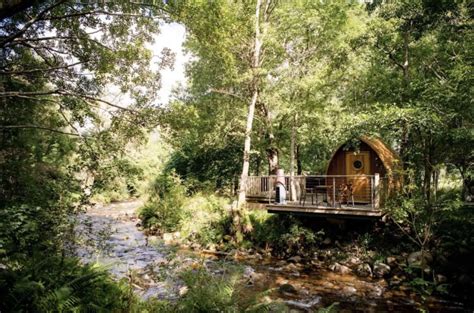 What's the Difference Between RiverBeds and SeaBeds Luxury Lodges? - Woodlands Glencoe