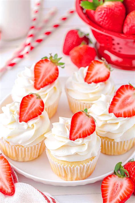 9 Strawberry Shortcake Cupcake Recipe Bethannabella