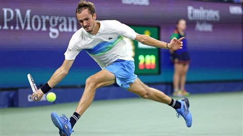 Daniil Medvedev feeling 'like an Italian restaurant', advances at US ...