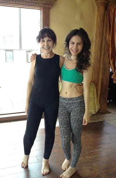 Erin Sanders Yoga