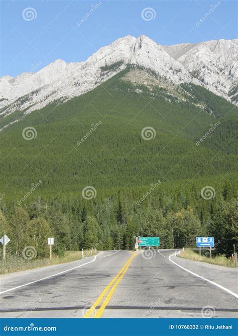 Rocky Mountains in Alberta, Canada Stock Photo - Image of mount, banff