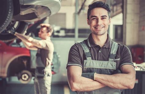 Comment trouver un garage agréé carte grise à Lyon