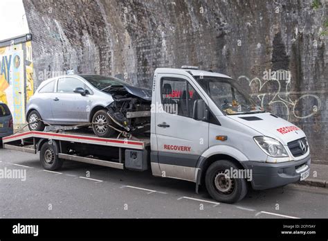 Recovery Truck Hi Res Stock Photography And Images Alamy