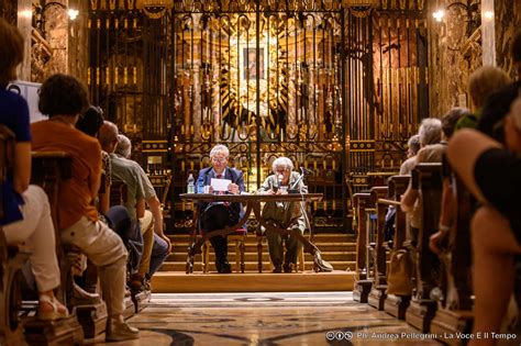 La Scrittrice Margherita Oggero Alla Consolata La Voce E Il Tempo