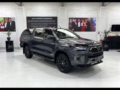 2021 Toyota Hilux Double Cab 2 8 D4D Auto Invincible X Decuma Grey